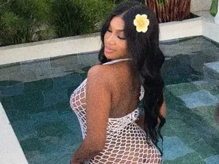 Libely – webcam model profile photo Image 4