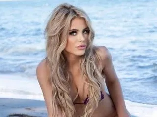 British_EmJess – webcam model profile photo Image 2