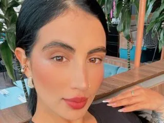 TenderLora – webcam model profile photo Image 6