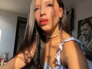 Haluley – webcam model profile photo Image 5