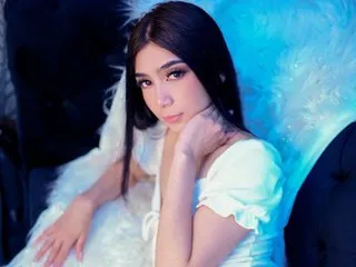 TyleneBuck – webcam model profile photo Image 2