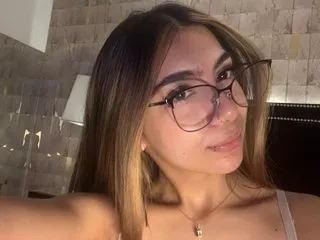 TyleneBuck – webcam model profile photo Image 3