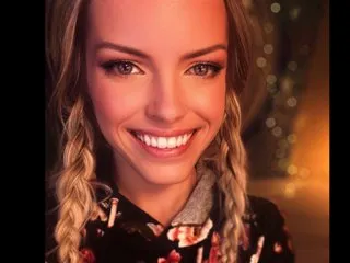 SofiaSins – webcam model profile photo Image 3