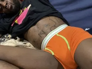 AAASuck – webcam model profile photo Image 7