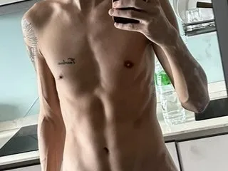 LizzieGreyX – webcam model profile photo Image 2