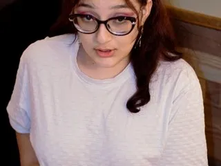 MilashaNyasha – webcam model profile photo Image 2