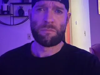 xlunami – webcam model profile photo Image 4