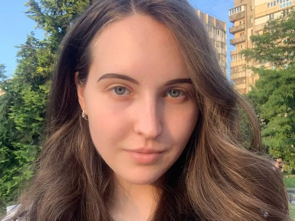 LizzieGreyX – webcam model profile photo Image 2