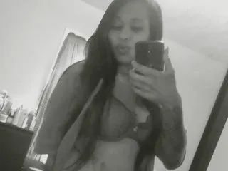 blondeangel_4u2 – webcam model profile photo Image 2