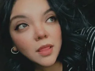 LilithCheeks – webcam model profile photo