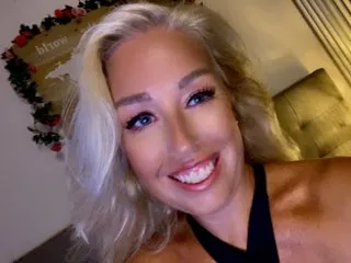 Milaa1998 – webcam model profile photo Image 4