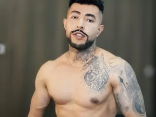 BlondeHott – webcam model profile photo Image 2