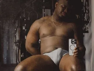 Lovvebirds – webcam model profile photo Image 9