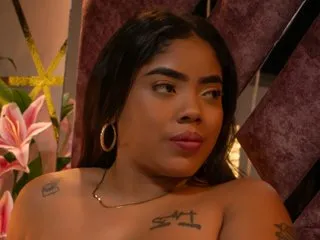 NinaCapelli – webcam model profile photo