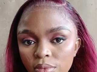 PrettyLisa28 – webcam model profile photo