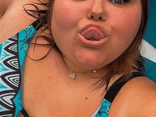 TenderLora – webcam model profile photo Image 2