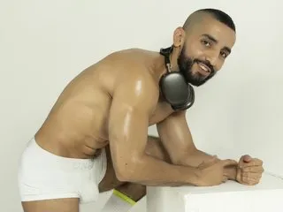 Yiyooo100 – webcam model profile photo