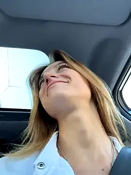 Yamajca – webcam model profile photo Image 10