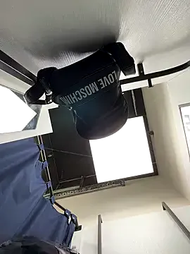 Yamajca – webcam model profile photo Image 12