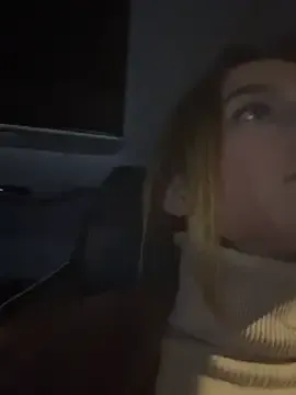 Yamajca – webcam model profile photo Image 18