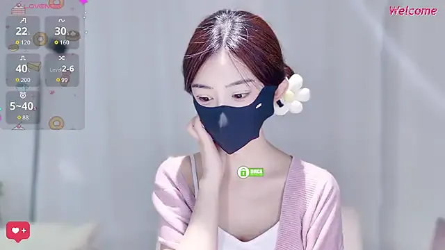 Cute-Lolly – webcam model profile photo Image 12