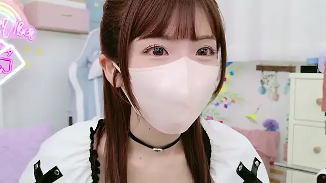 TyleneBuck – webcam model profile photo Image 5