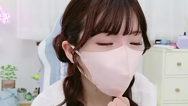 TyleneBuck – webcam model profile photo Image 7