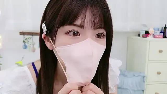 TyleneBuck – webcam model profile photo Image 9