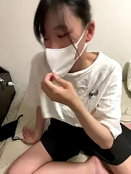 Loli_Belle – webcam model profile photo Image 2