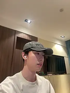 Blonde_sexy21 – webcam model profile photo Image 3