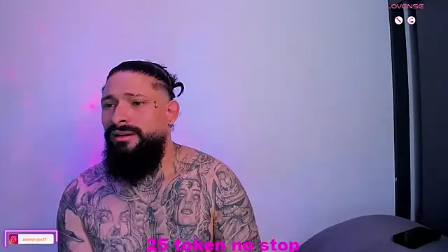 British_EmJess – webcam model profile photo Image 17