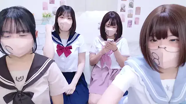 kissmabont – webcam model profile photo Image 13