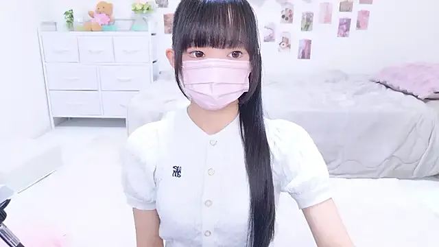 cami-charlotte – webcam model profile photo Image 13