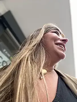 bunny_blonde – webcam model profile photo Image 19