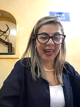 SofiaSins – webcam model profile photo Image 6