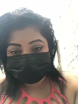 TyleneBuck – webcam model profile photo Image 10