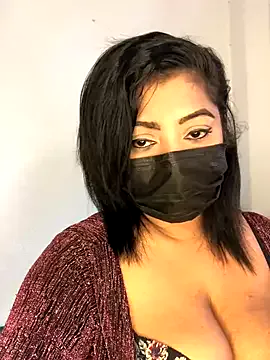 TyleneBuck – webcam model profile photo Image 12