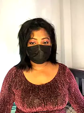 TyleneBuck – webcam model profile photo Image 6