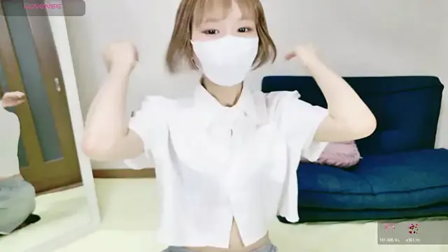 BlondeScarlettx – webcam model profile photo Image 9