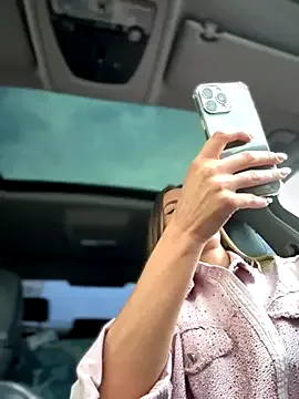 DetraCamaj – webcam model profile photo Image 13