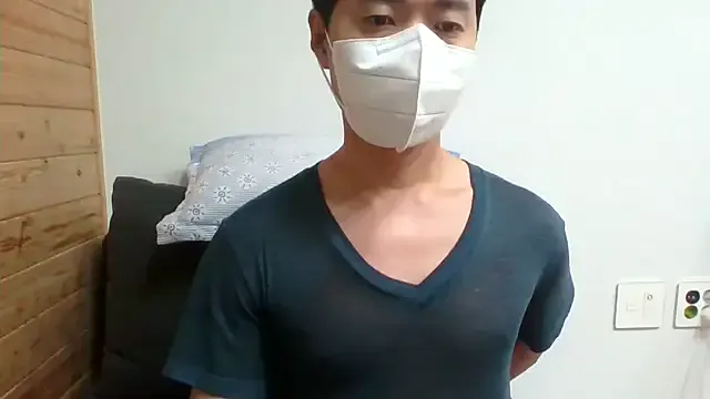 BlondeHott – webcam model profile photo Image 9