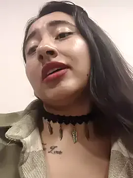 Tricky-Kitsune – webcam model profile photo Image 16