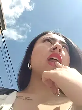 Tricky-Kitsune – webcam model profile photo Image 6