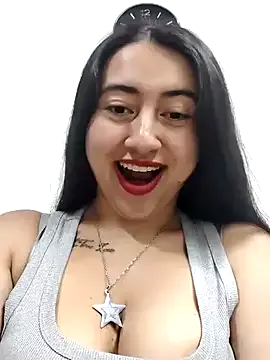 Tricky-Kitsune – webcam model profile photo Image 8