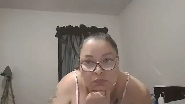 VioletchelseaBabesatation – webcam model profile photo Image 2