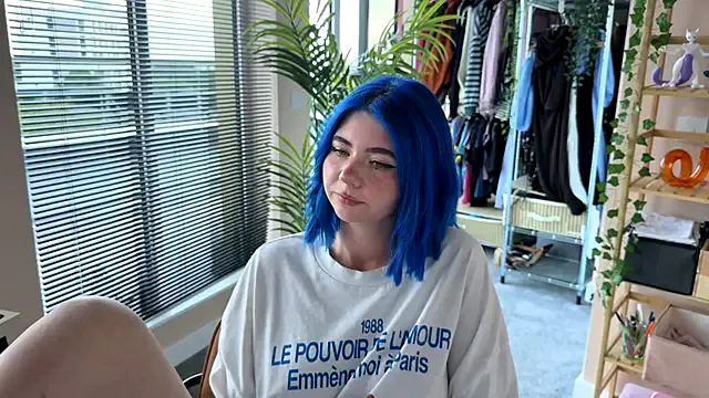 BlondeScarlettx – webcam model profile photo Image 16