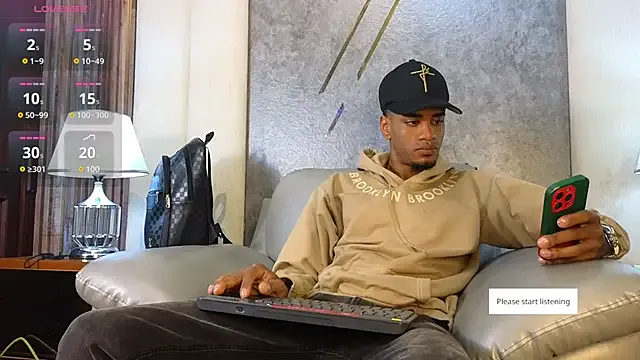 SusyBlair – webcam model profile photo Image 10