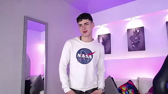 kroddy1985 – webcam model profile photo Image 11