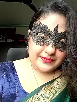 SusyBlair – webcam model profile photo Image 13