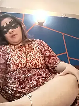 SusyBlair – webcam model profile photo Image 5